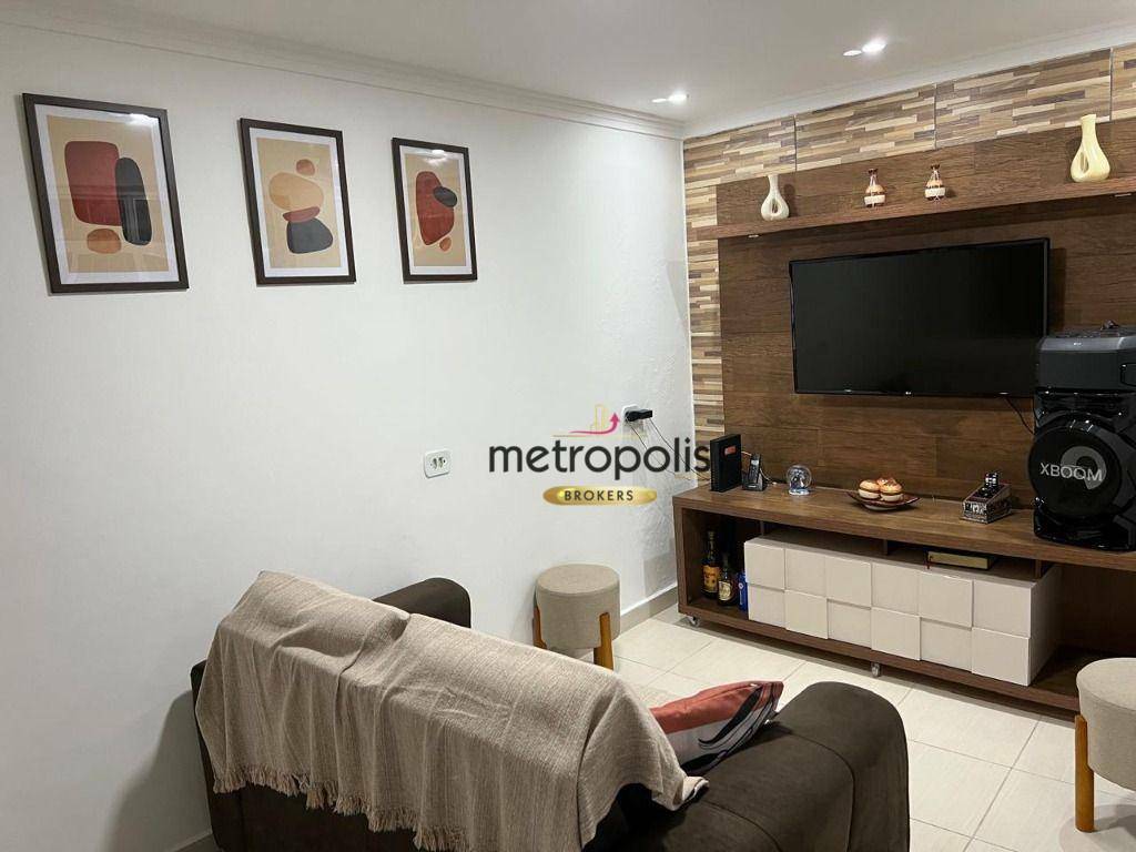 Casa à venda com 3 quartos, 121m² - Foto 1