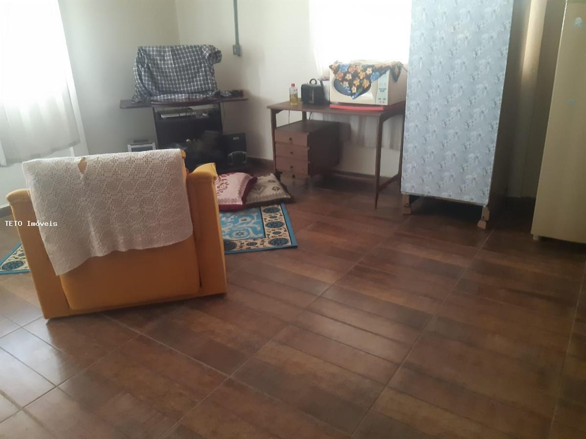 Sítio à venda com 2 quartos, 10000m² - Foto 13