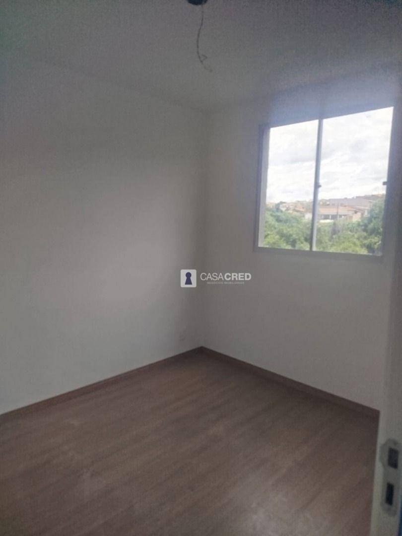 Apartamento para alugar com 2 quartos, 45m² - Foto 6