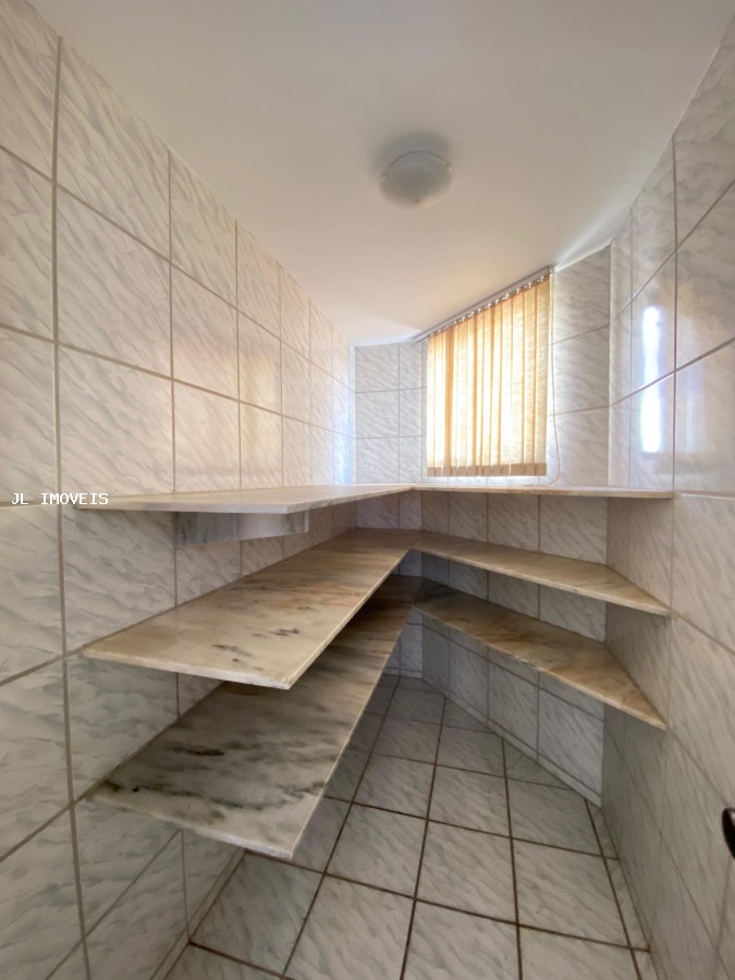 Apartamento à venda com 3 quartos, 200m² - Foto 16