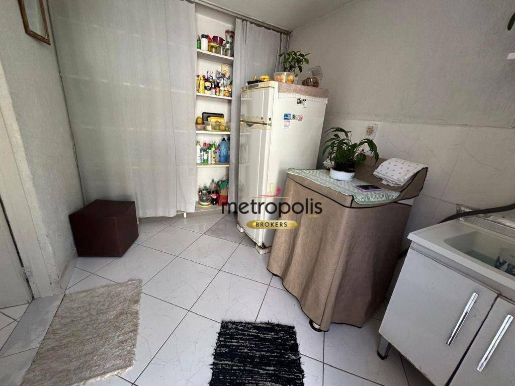 Casa à venda e aluguel com 2 quartos, 114m² - Foto 9