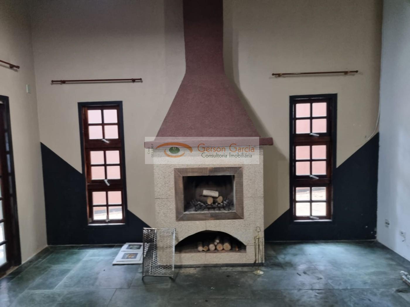 Casa de Condomínio para alugar com 2 quartos, 250m² - Foto 4