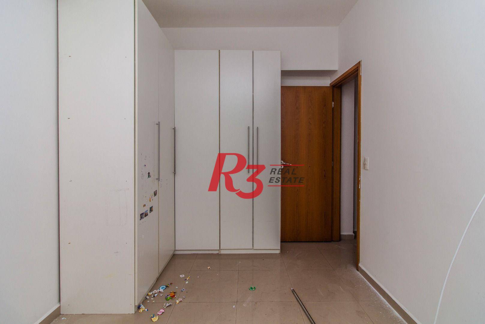 Apartamento para alugar com 3 quartos, 95m² - Foto 13