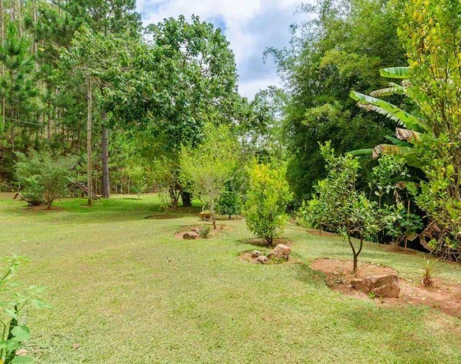 Chácara à venda com 4 quartos, 200m² - Foto 8