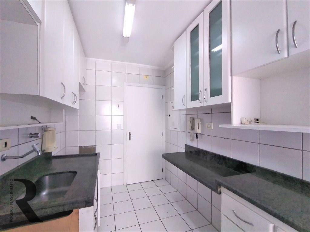 Apartamento à venda com 3 quartos, 82m² - Foto 11