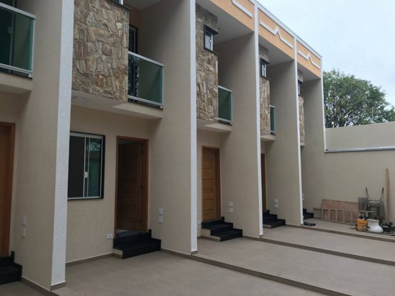 Sobrado à venda com 2 quartos, 75m² - Foto 3