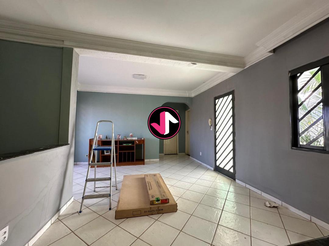 Casa à venda com 4 quartos, 249m² - Foto 13