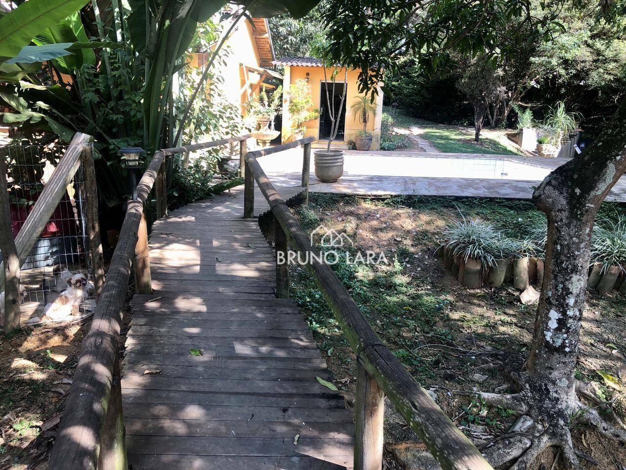 Sítio à venda com 3 quartos, 140m² - Foto 40