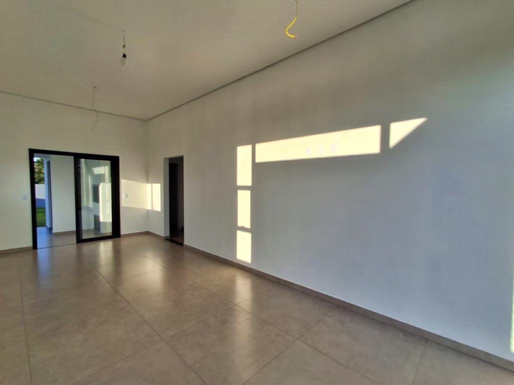 Casa à venda com 3 quartos, 107m² - Foto 14