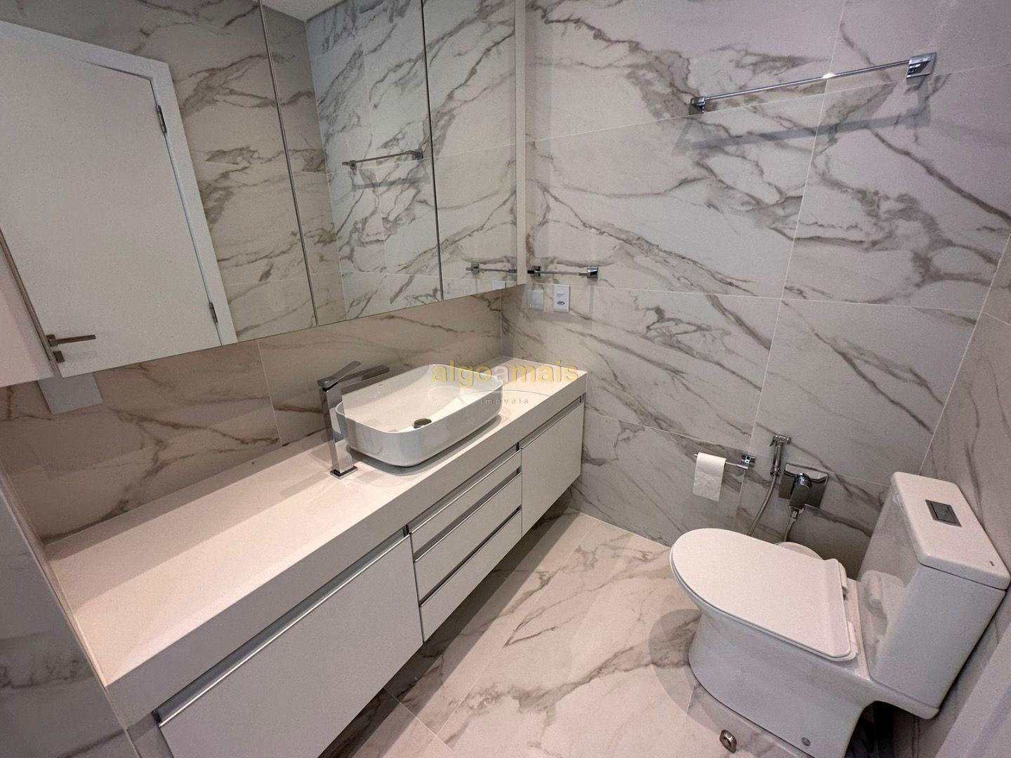 Casa de Condomínio à venda com 5 quartos, 455m² - Foto 37