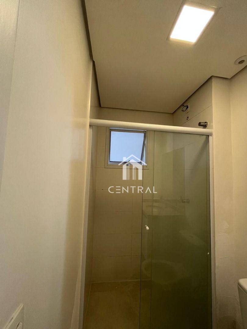Apartamento para alugar com 3 quartos, 83m² - Foto 10