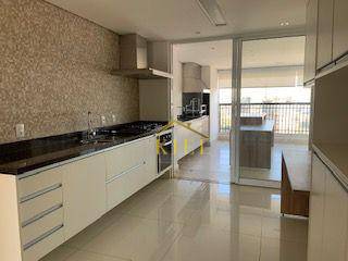 Apartamento para alugar com 3 quartos, 214m² - Foto 11