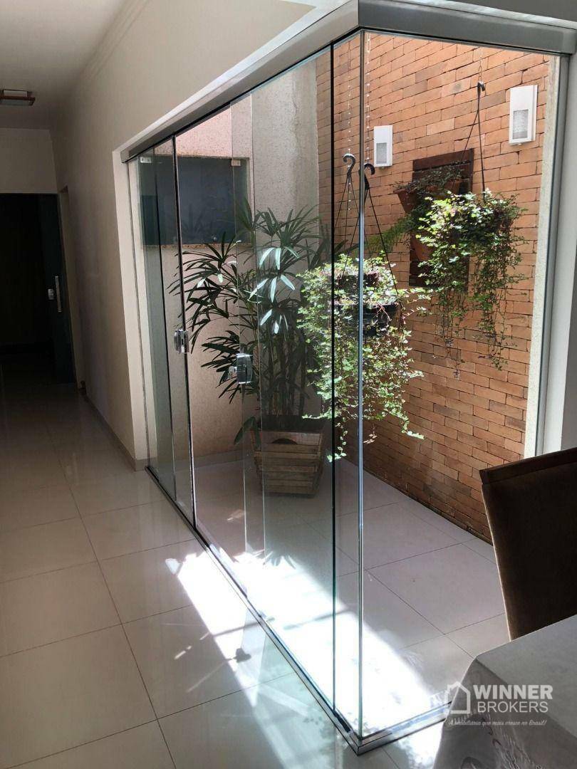 Casa à venda com 3 quartos, 167m² - Foto 7