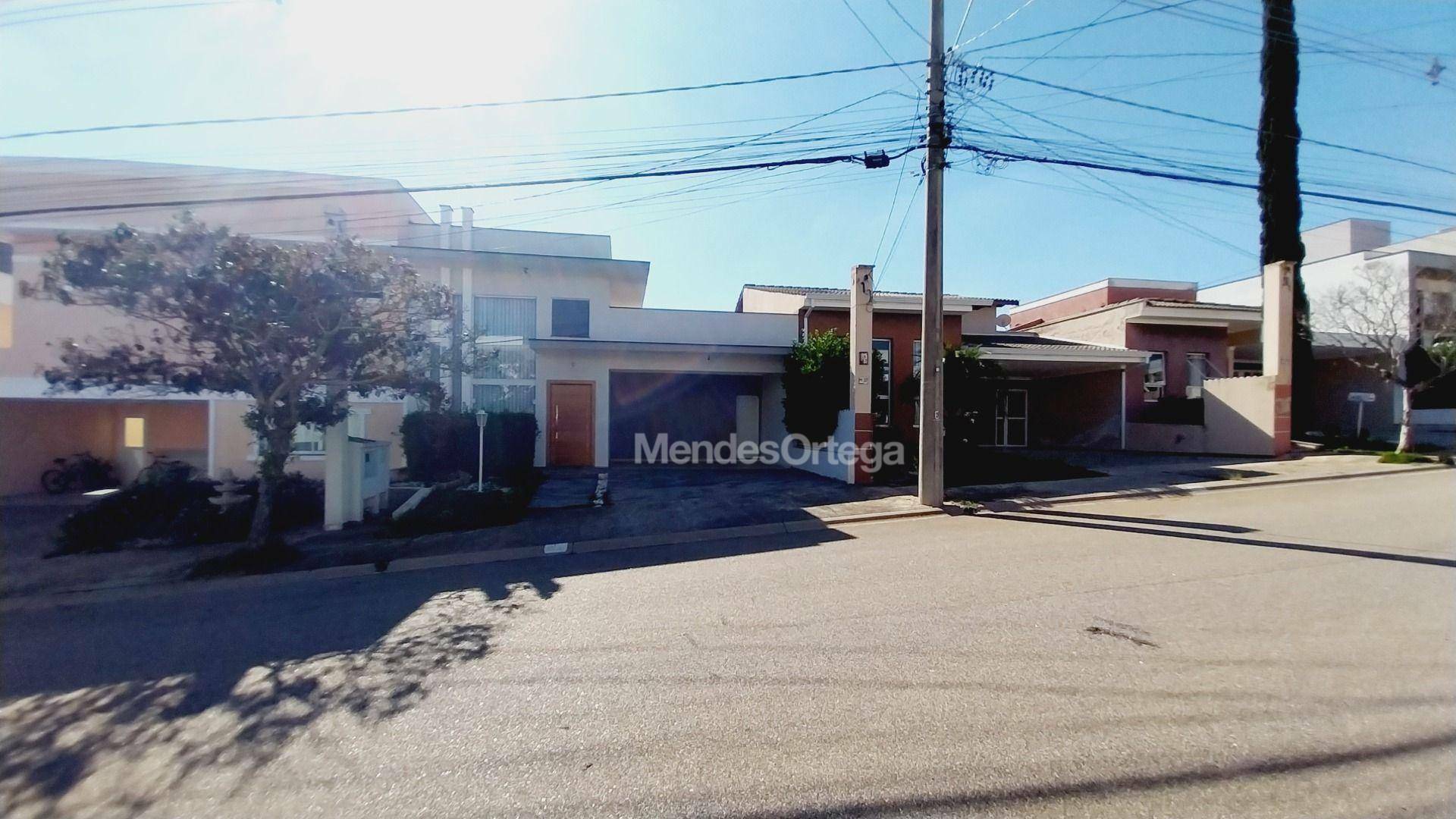 Casa de Condomínio à venda com 3 quartos, 140m² - Foto 2