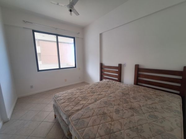 Apartamento para alugar com 2 quartos, 90m² - Foto 8