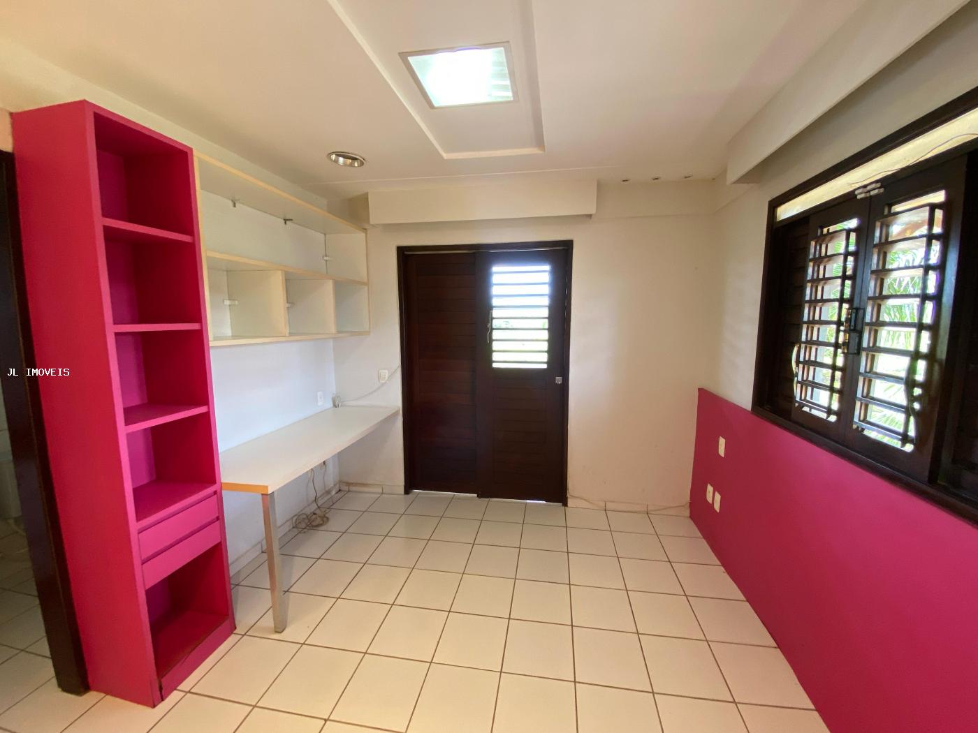 Casa à venda com 4 quartos, 800m² - Foto 16