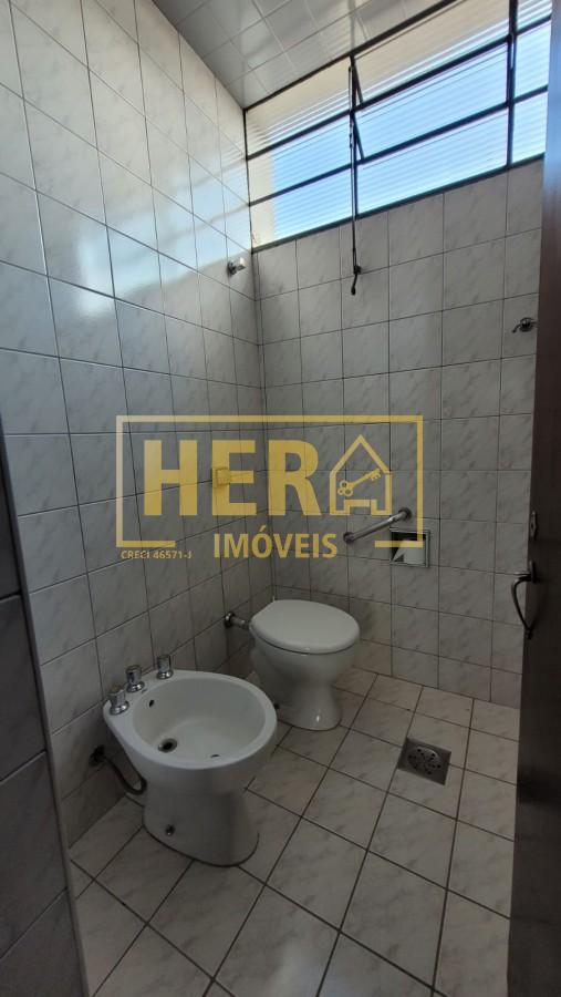 Casa à venda com 3 quartos, 372m² - Foto 22