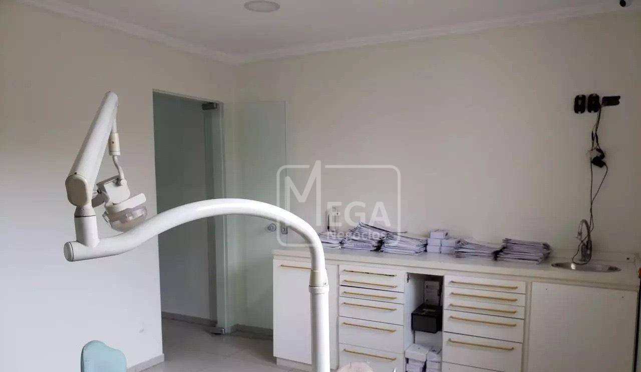 Casa à venda com 2 quartos, 160m² - Foto 8