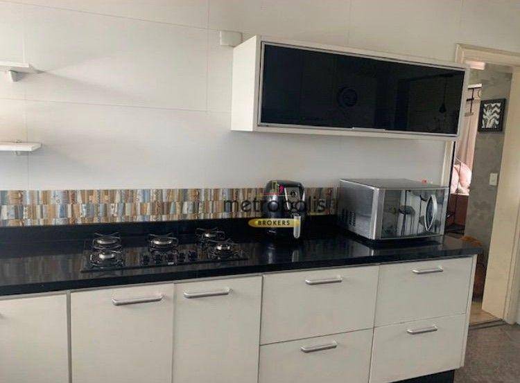 Cobertura à venda com 3 quartos, 260m² - Foto 6