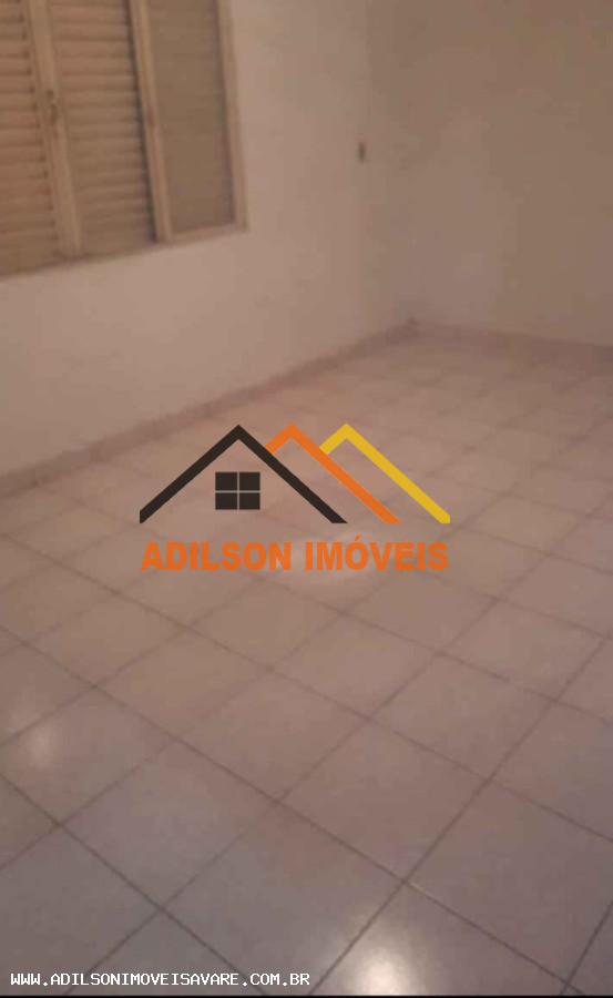 Casa à venda com 3 quartos, 250m² - Foto 5