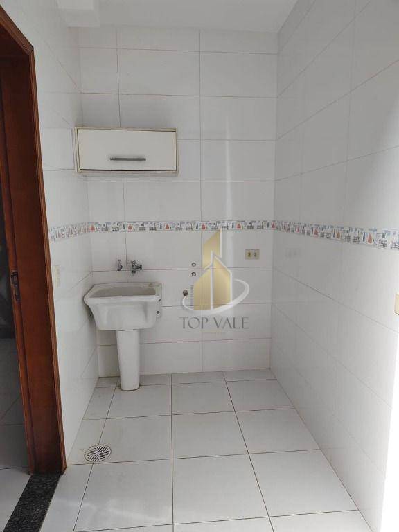 Sobrado para alugar com 3 quartos, 200m² - Foto 23