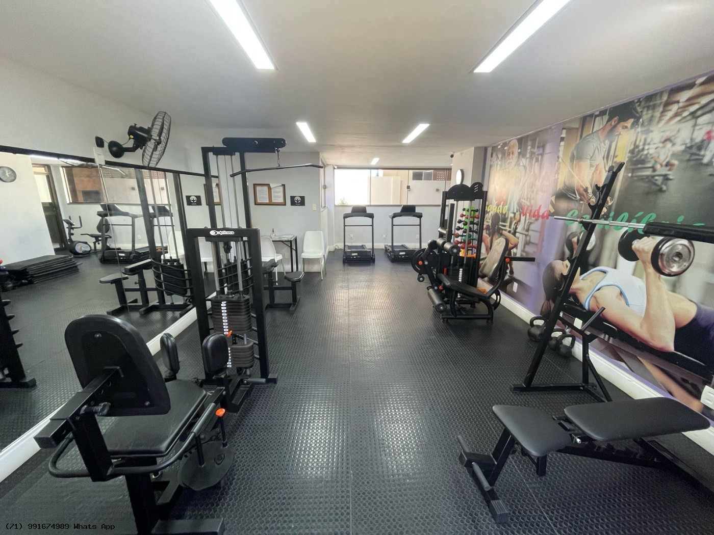 Apartamento para alugar com 2 quartos, 75m² - Foto 27