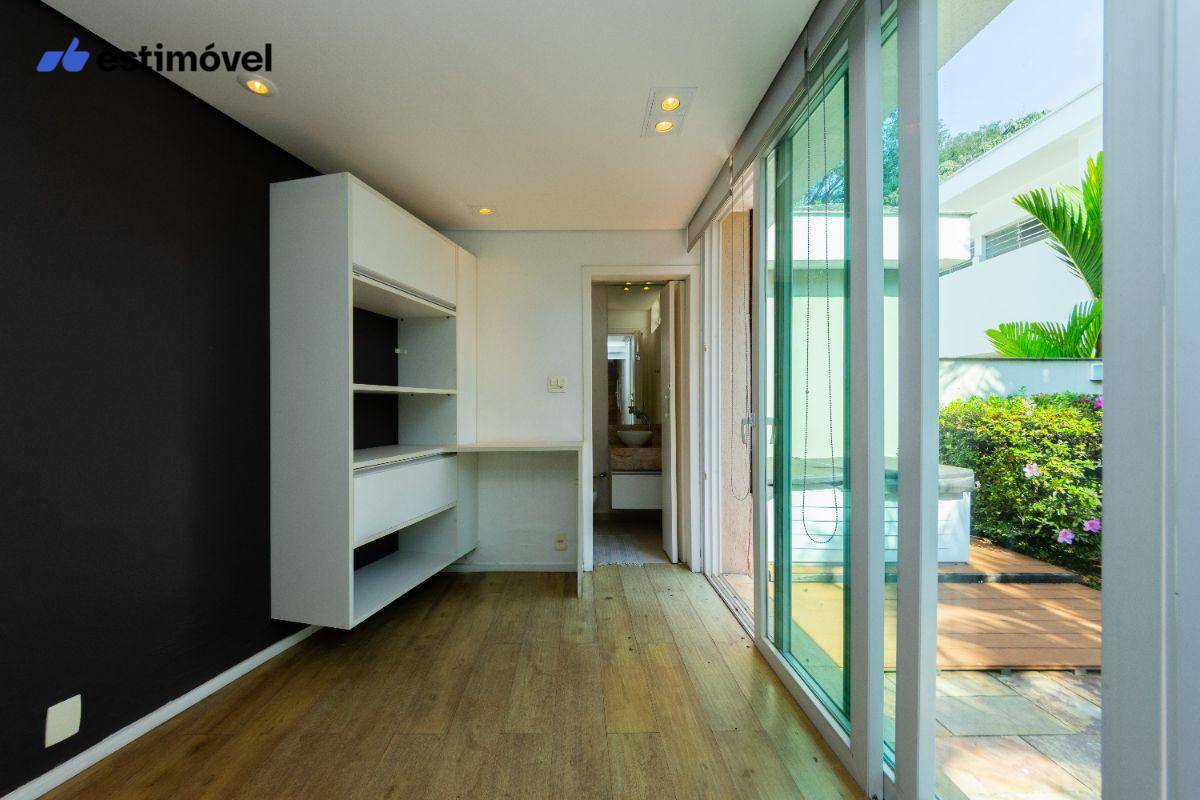Casa à venda com 3 quartos, 384m² - Foto 25