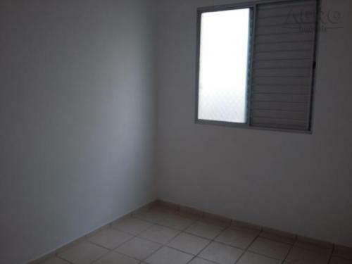 Apartamento para alugar com 2 quartos, 60m² - Foto 2