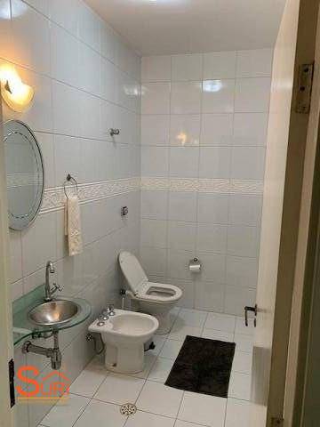 Casa à venda com 4 quartos, 243m² - Foto 10