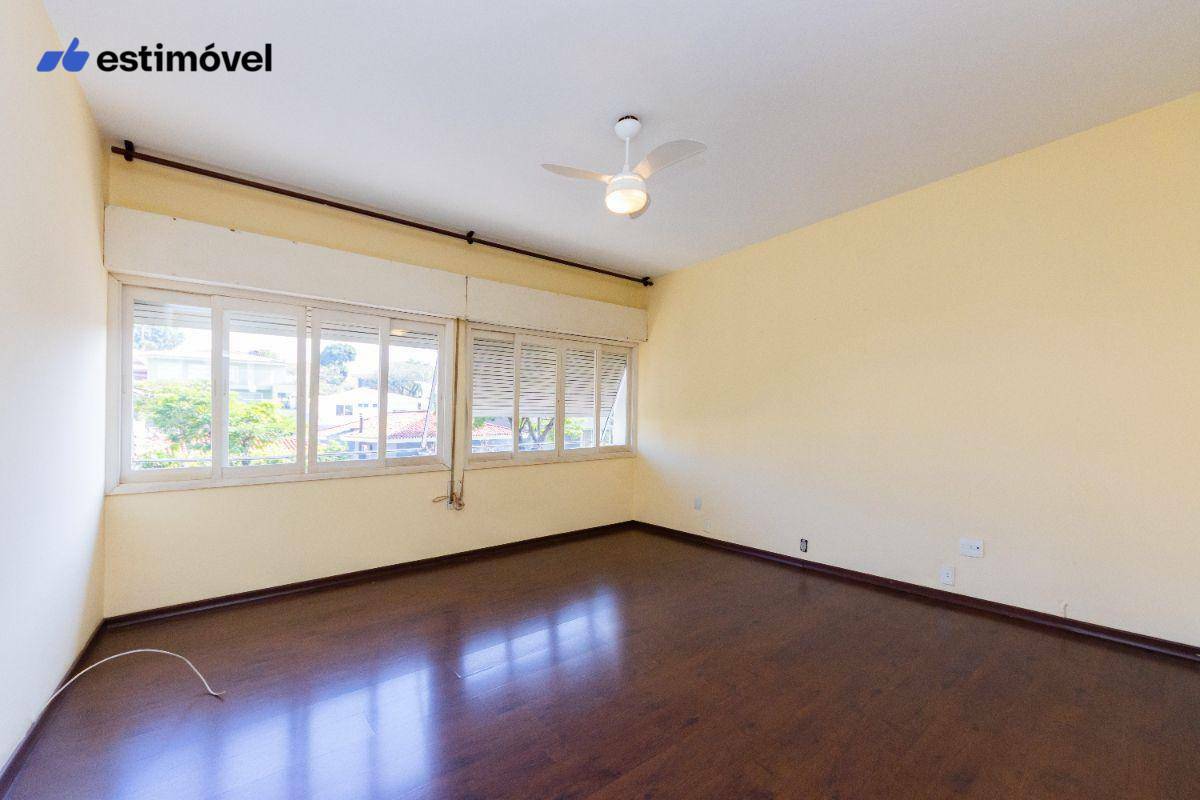 Casa à venda com 3 quartos, 384m² - Foto 35