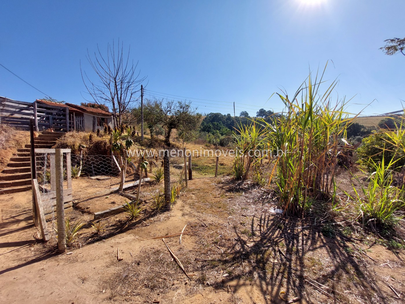 Sítio à venda com 2 quartos, 24000m² - Foto 11