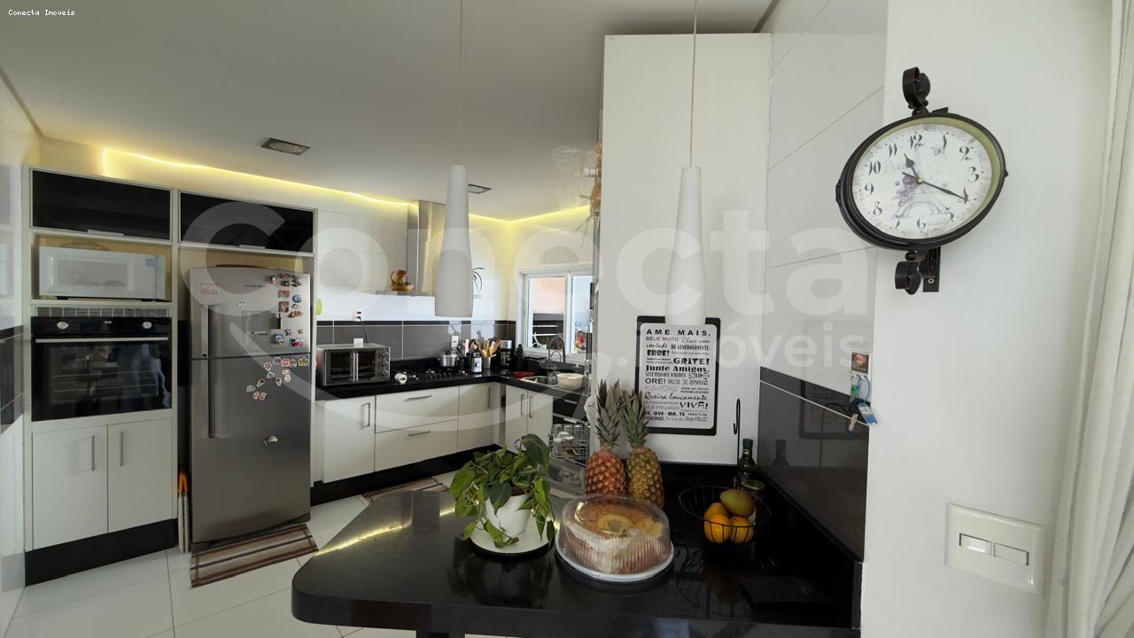 Casa de Condomínio à venda com 3 quartos, 228m² - Foto 16