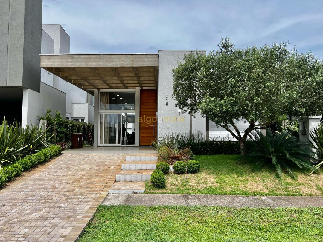 Casa de Condomínio à venda com 4 quartos, 188m² - Foto 2