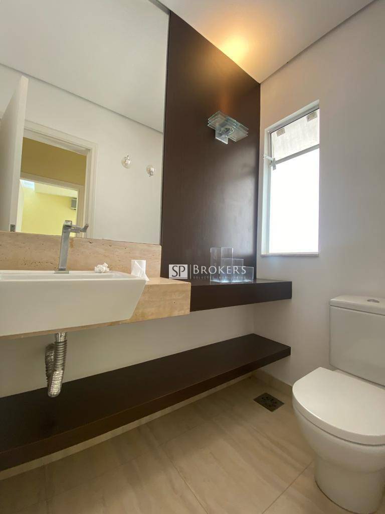 Casa de Condomínio para alugar com 3 quartos, 225m² - Foto 5