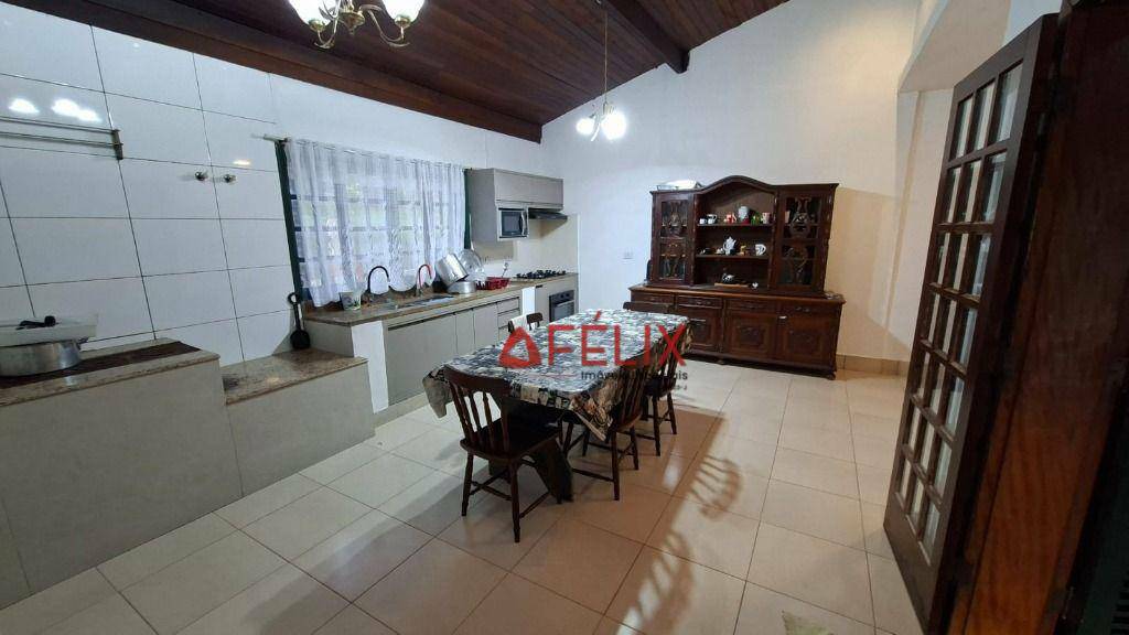 Sítio à venda com 6 quartos, 1000m² - Foto 29