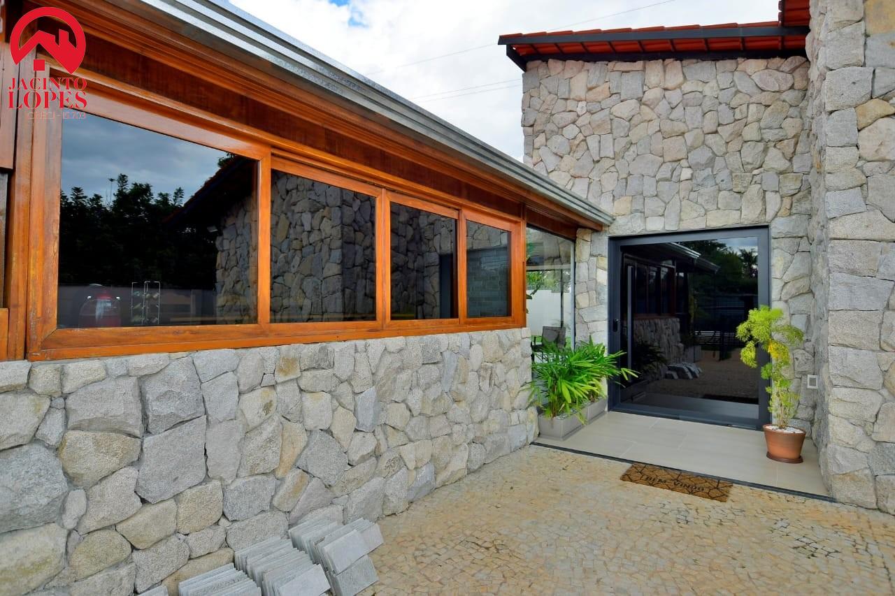 Casa de Condomínio à venda com 3 quartos, 300m² - Foto 6