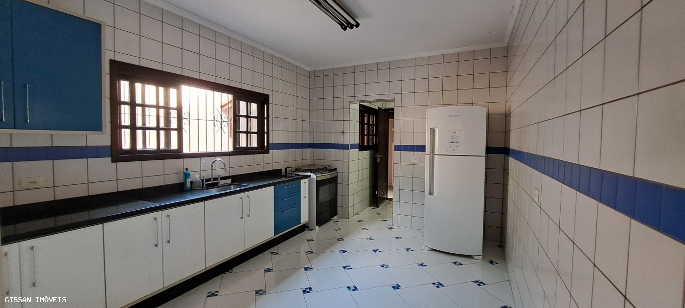 Sobrado à venda com 3 quartos, 192m² - Foto 17