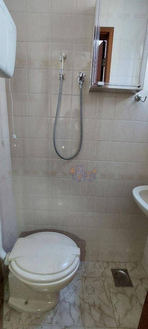 Apartamento para alugar com 2 quartos, 61m² - Foto 16