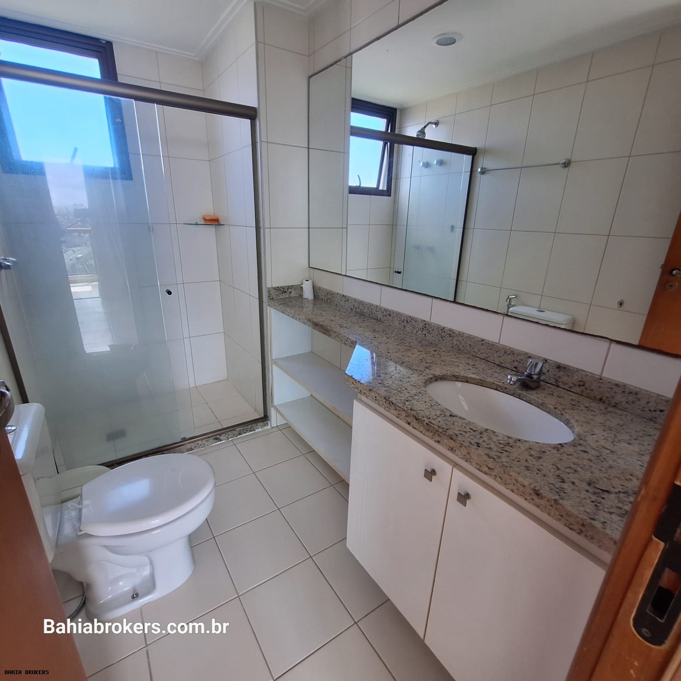 Apartamento para alugar com 2 quartos, 82m² - Foto 13