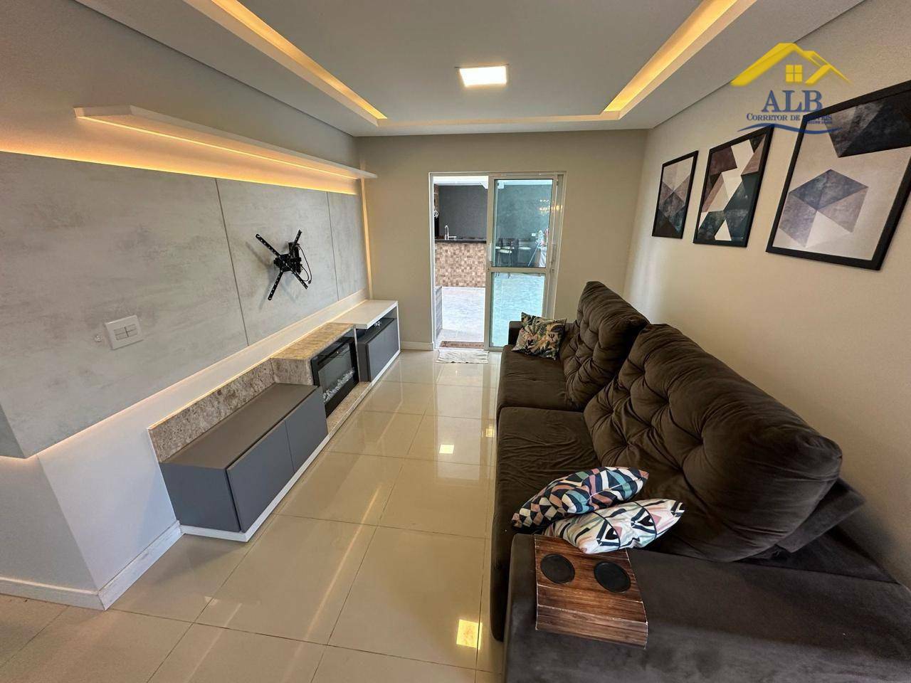 Sobrado à venda com 3 quartos, 220m² - Foto 13