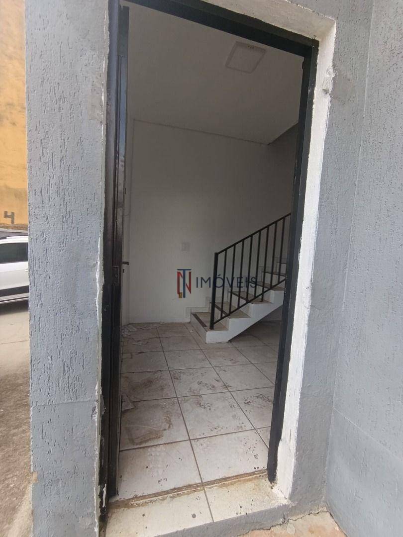 Depósito-Galpão-Armazém à venda, 549m² - Foto 9