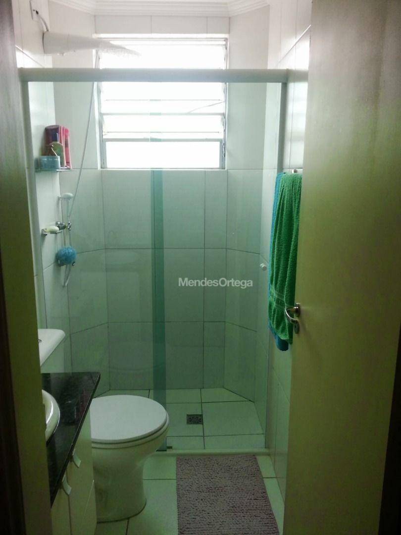 Apartamento à venda com 2 quartos, 49m² - Foto 4