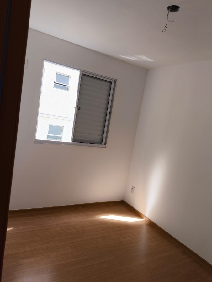 Apartamento à venda com 2 quartos, 43m² - Foto 2
