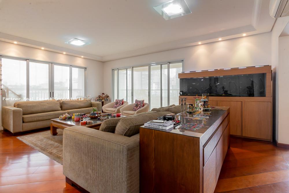 Apartamento à venda com 3 quartos, 240m² - Foto 21