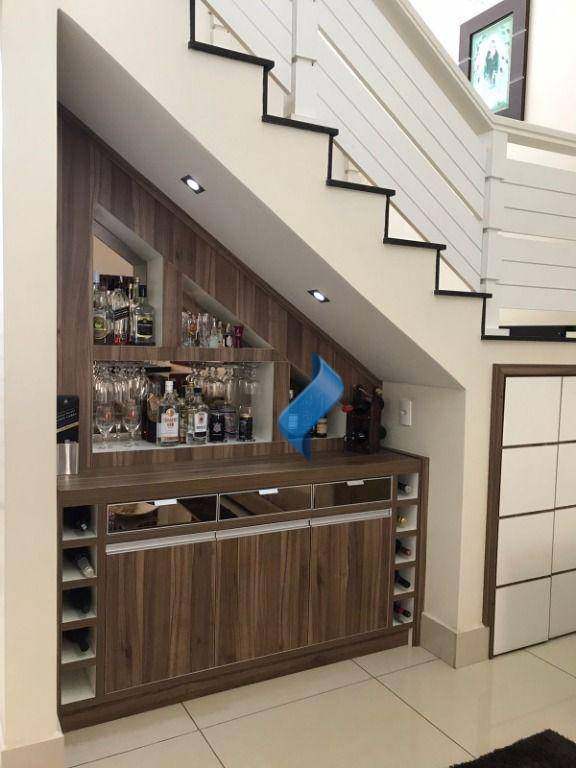 Casa à venda com 3 quartos, 274m² - Foto 2
