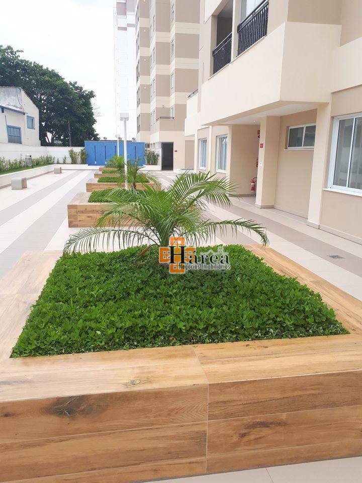 Apartamento à venda com 3 quartos, 95m² - Foto 2