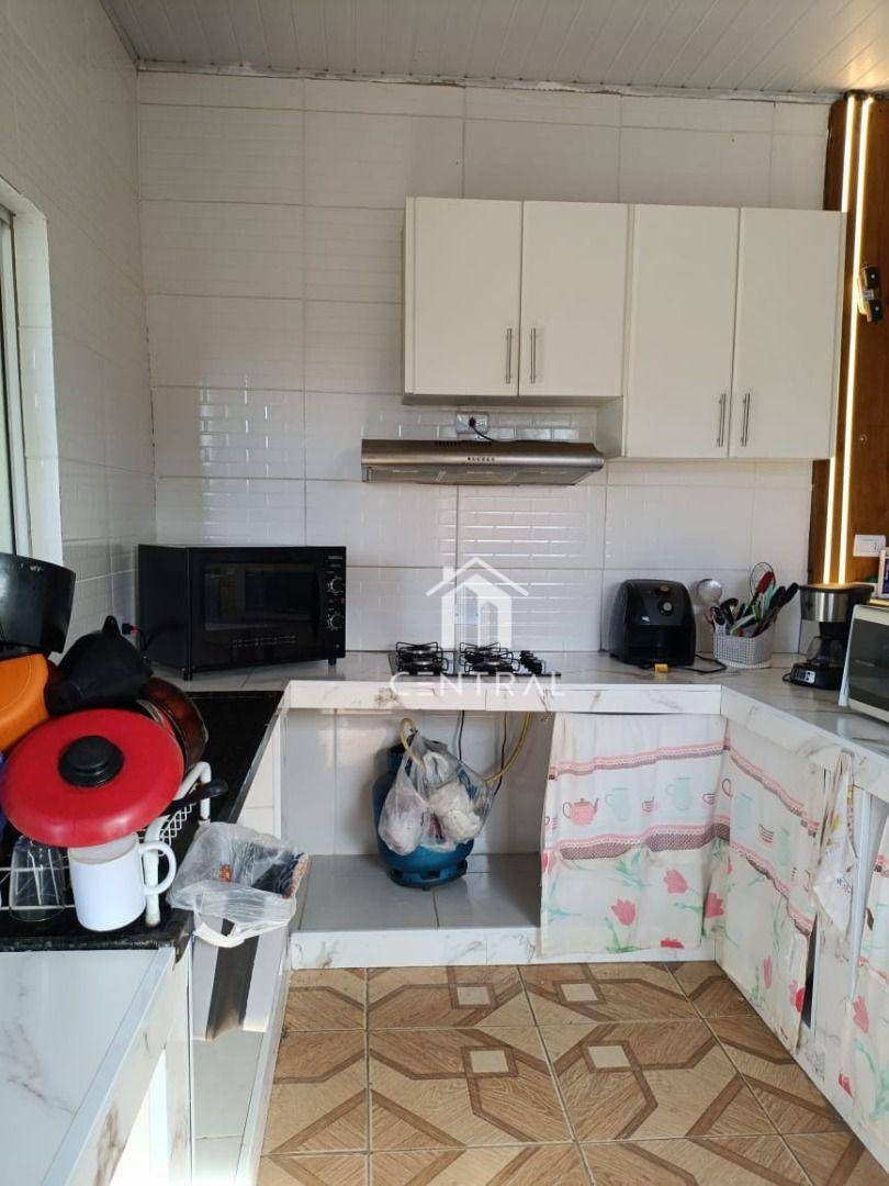 Casa à venda com 3 quartos, 127m² - Foto 2