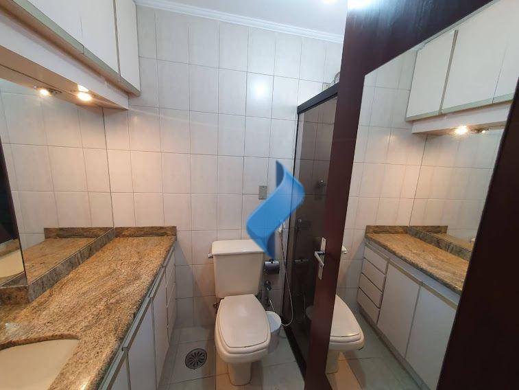 Apartamento à venda e aluguel com 3 quartos, 135m² - Foto 11