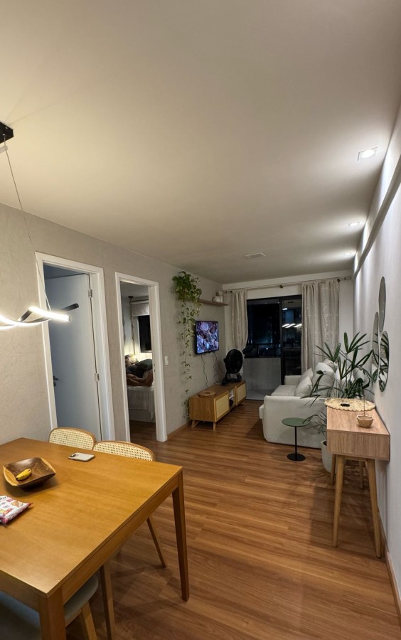 Apartamento à venda com 1 quarto, 42m² - Foto 4