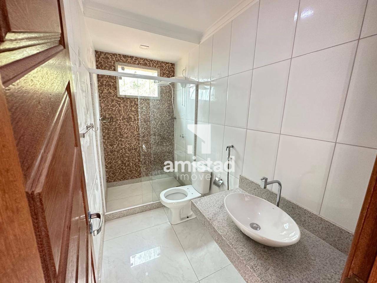 Casa à venda com 2 quartos, 60m² - Foto 11
